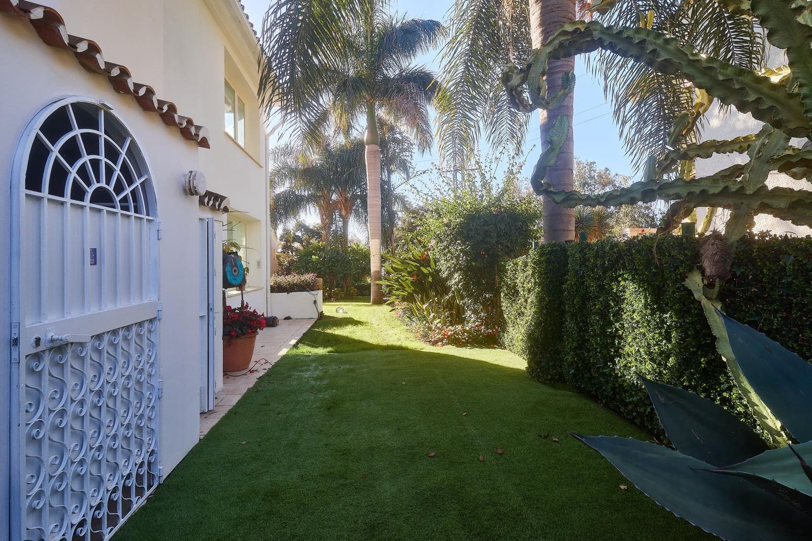 4 bedroom Villa for sale in Mijas with pool garage - € 899,000 (Ref: 8666662)