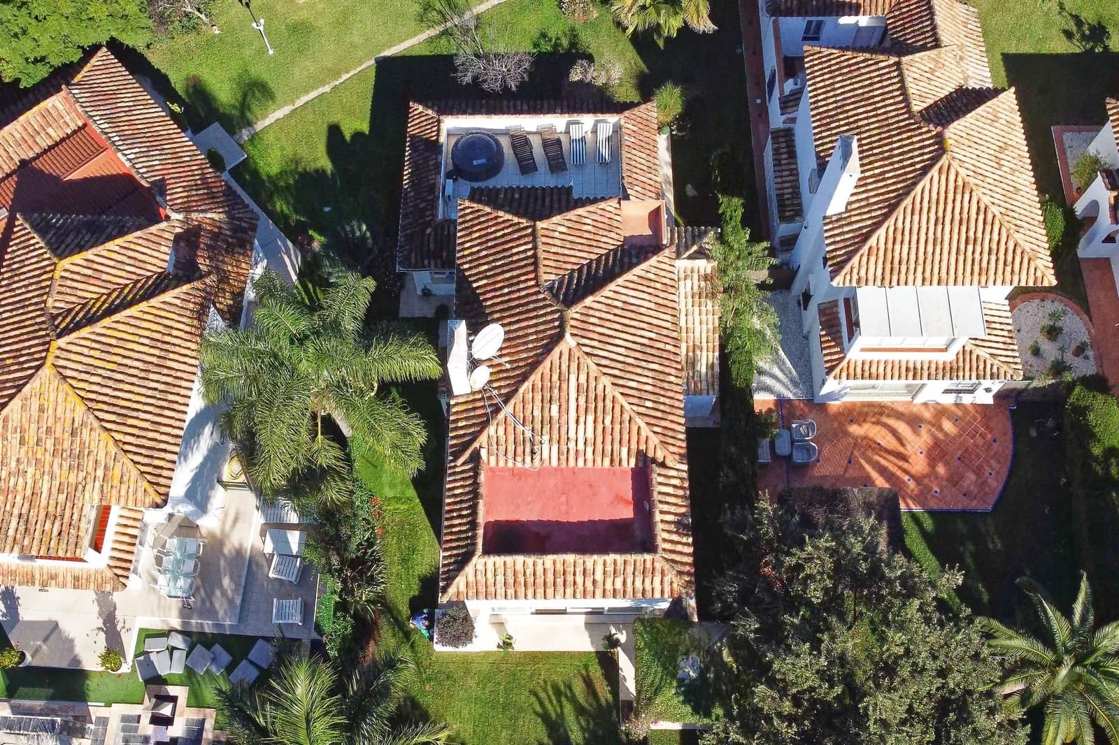 4 bedroom Villa for sale in Mijas with pool garage - € 899,000 (Ref: 8666662)