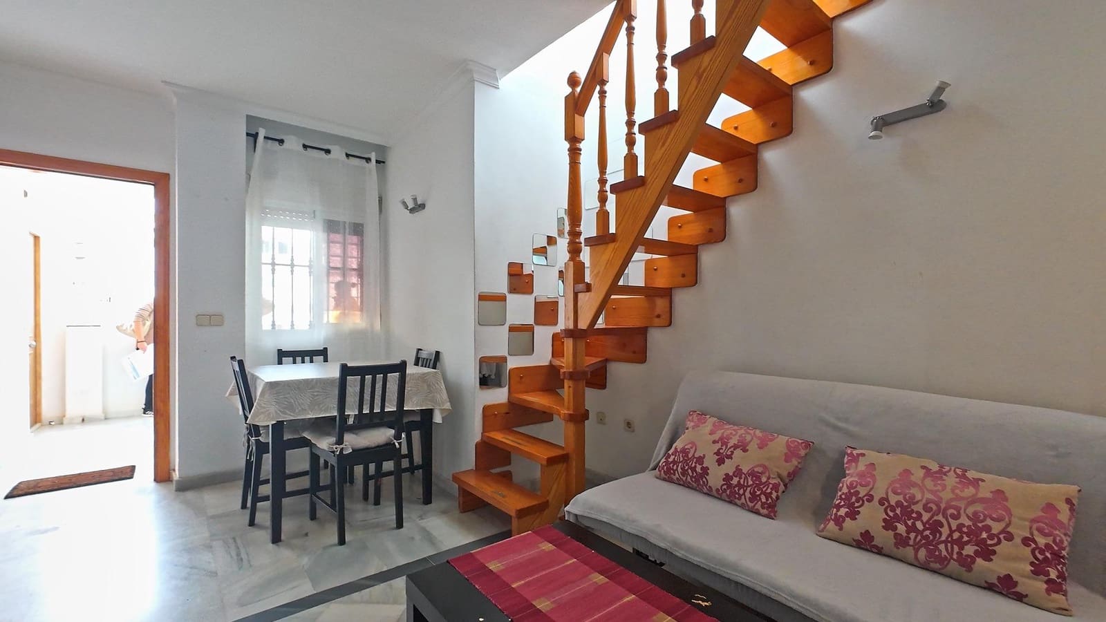 1 soverom Penthouse til salgs i Fuengirola med svømmebasseng - € 270 000 (Ref: 8677945)