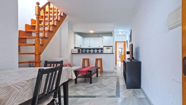 1 sovrum Takvåning till salu i Los Boliches , Fuengirola med pool - 270 000 € (Ref: 8677945)