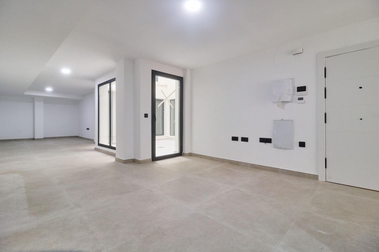 Oficina en Fuengirola en alquiler - 1.500 € (Ref: 8855065)