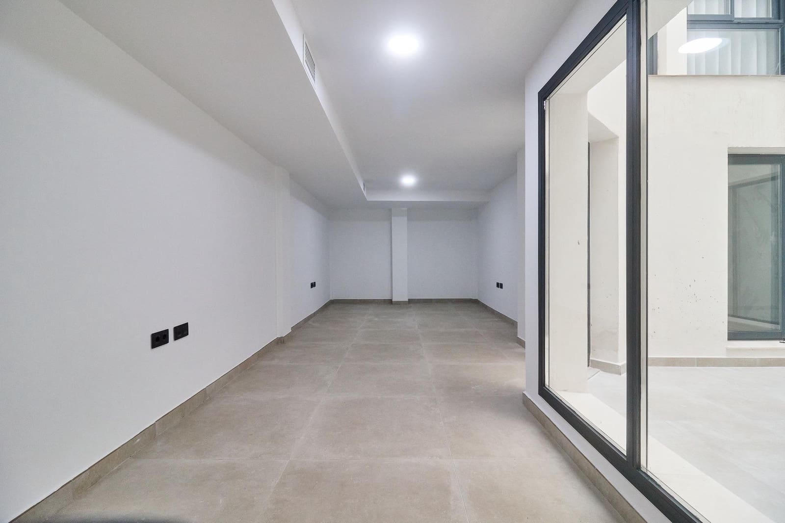 Oficina en Fuengirola en alquiler - 1.500 € (Ref: 8855065)