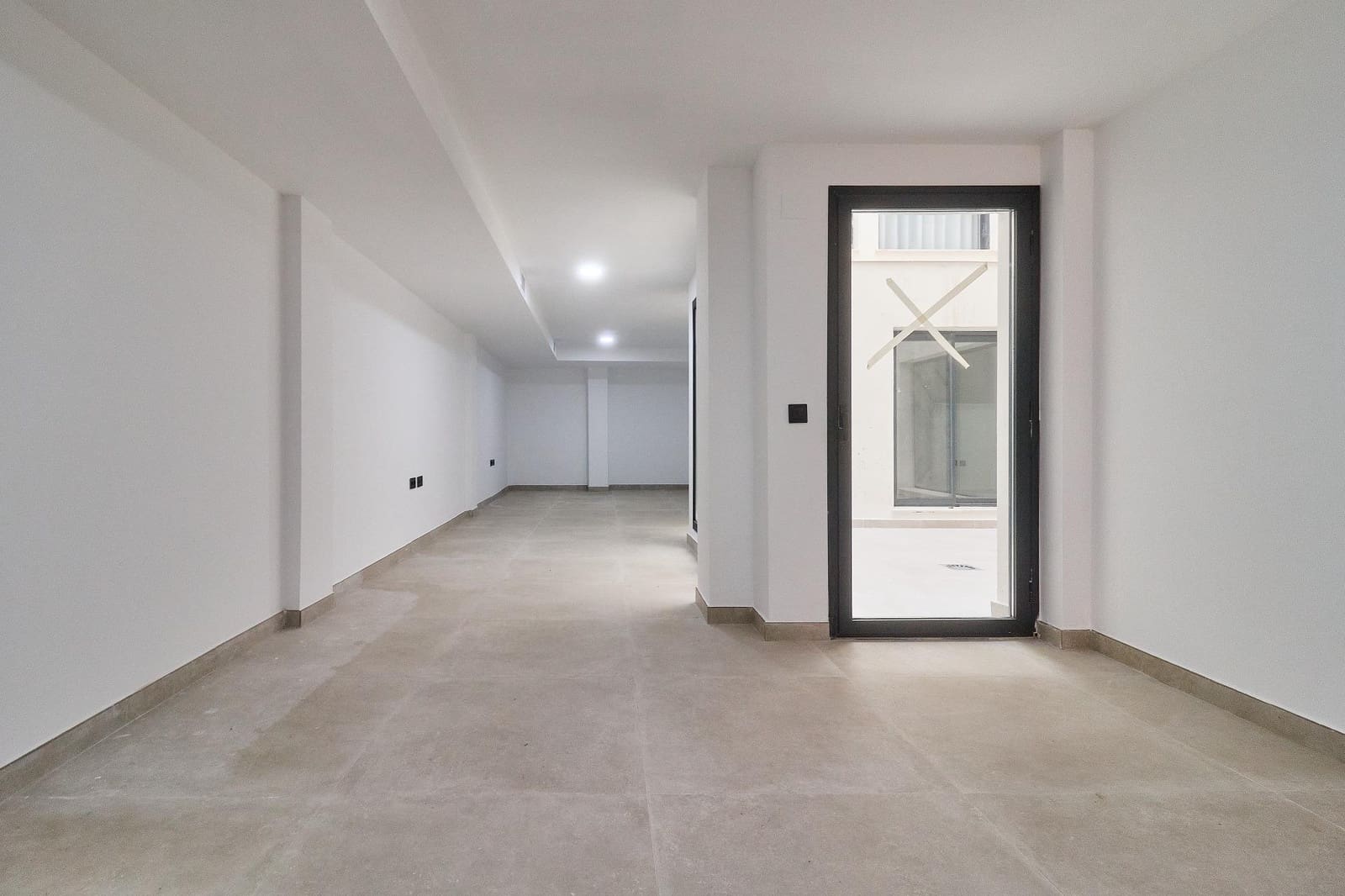 Oficina en Fuengirola en alquiler - 1.500 € (Ref: 8855065)