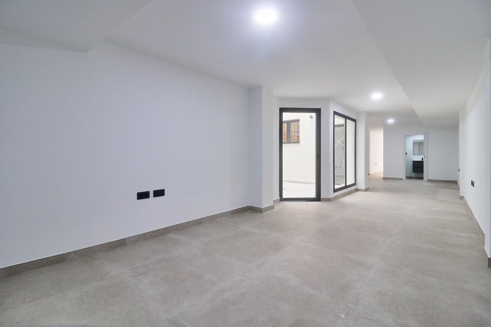 Oficina en Fuengirola en alquiler - 1.500 € (Ref: 8855065)