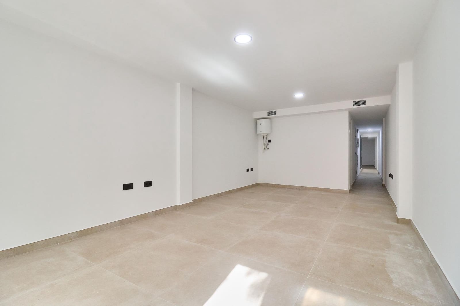 Oficina en Fuengirola en alquiler - 1.100 € (Ref: 8855066)