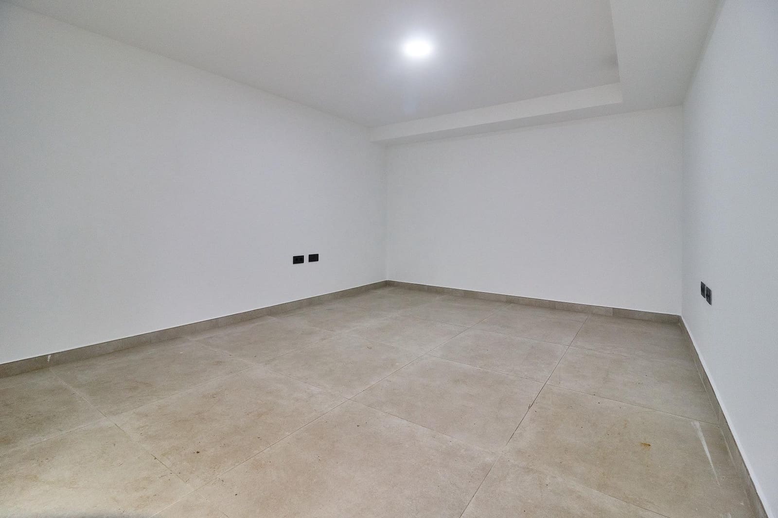 Oficina en Fuengirola en alquiler - 1.100 € (Ref: 8855066)