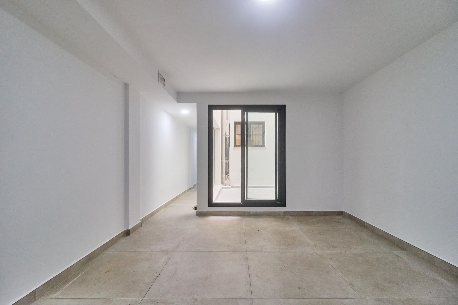 Oficina en Fuengirola en alquiler - 1.100 € (Ref: 8855066)