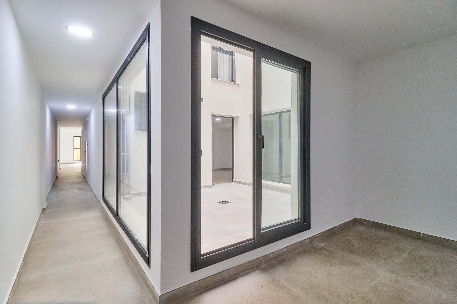 Oficina en Fuengirola en alquiler - 1.100 € (Ref: 8855066)