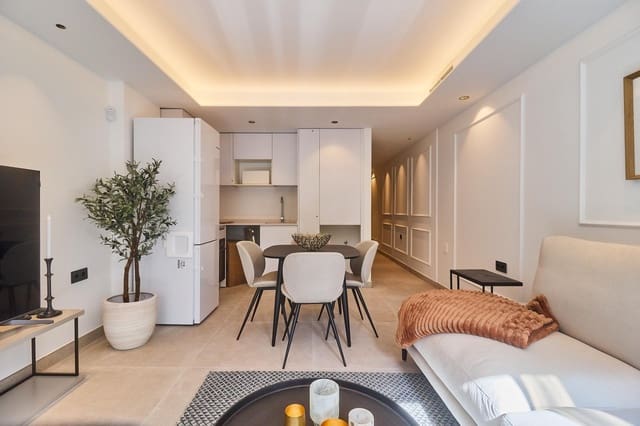 2 soverom Leilighet til salgs i Centro ciudad, Fuengirola - € 355 000 (Ref: 8855067)