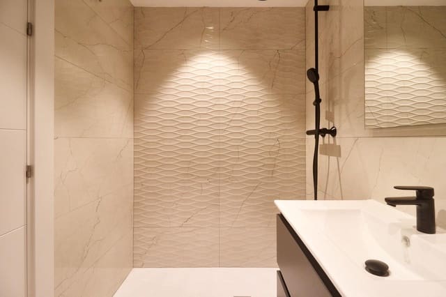 3 slaapkamer Appartement te koop in Zona Puerto Deportivo, Fuengirola - € 497.000 (Ref: 8855069)