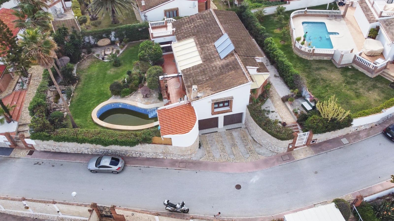 4 soveværelse Villa til salg i Mijas med swimmingpool garage - € 899.970 (Ref: 8855078)