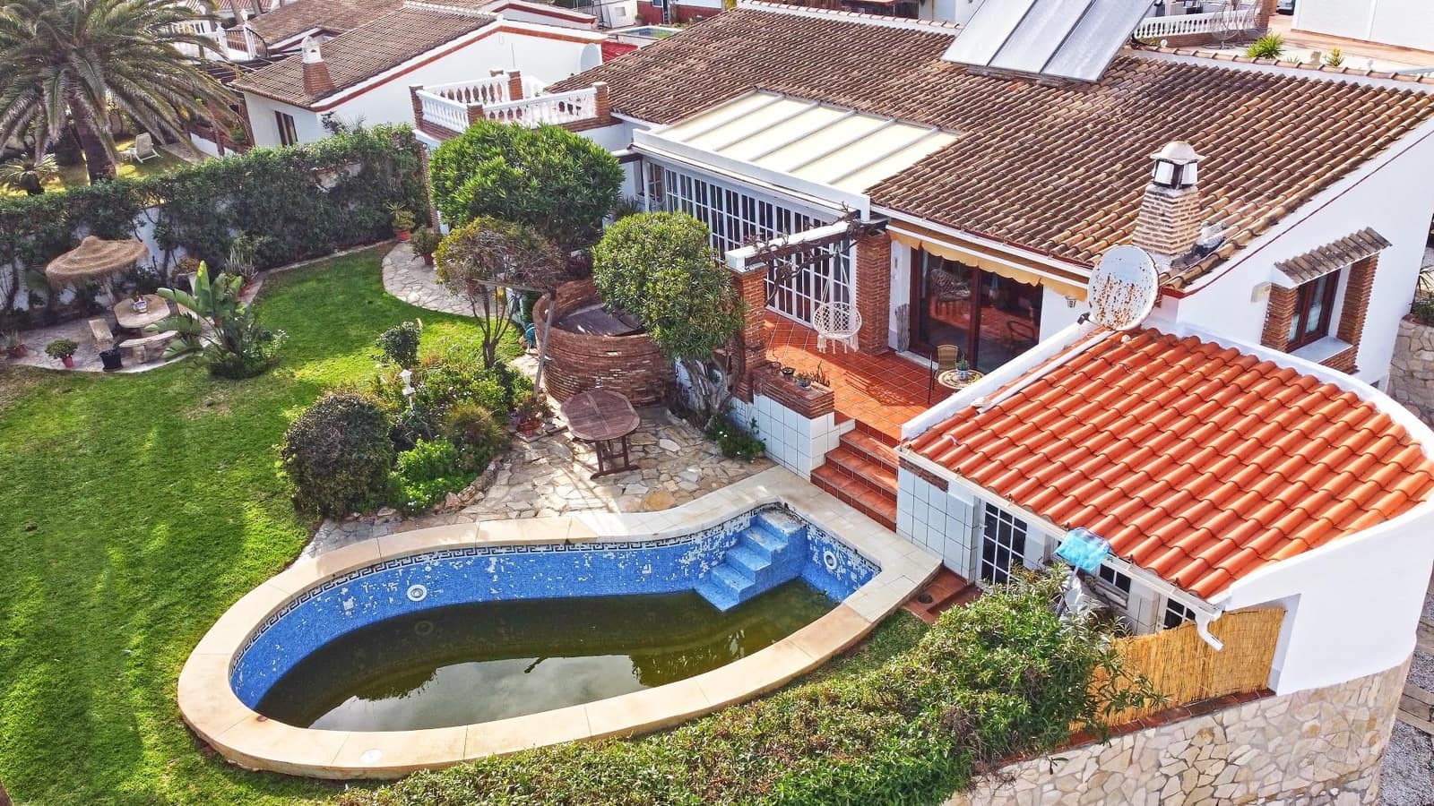 4 soveværelse Villa til salg i Mijas med swimmingpool garage - € 899.970 (Ref: 8855078)