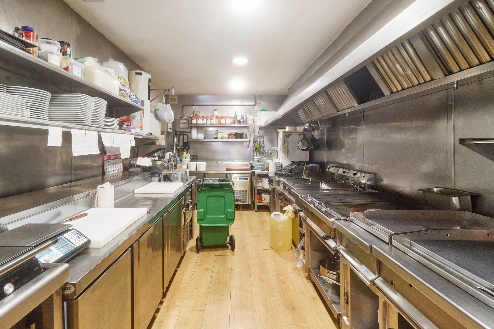 Commercieel te koop in Fuengirola - € 850.000 (Ref: 8884439)