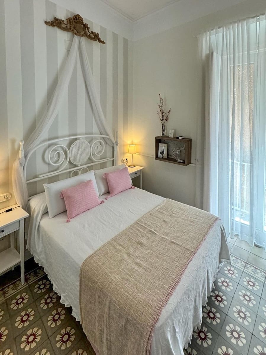 9 makuuhuone Hotelli myytävänä paikassa Cadiz kaupunki - 1 450 000 € (Ref: 8924044)