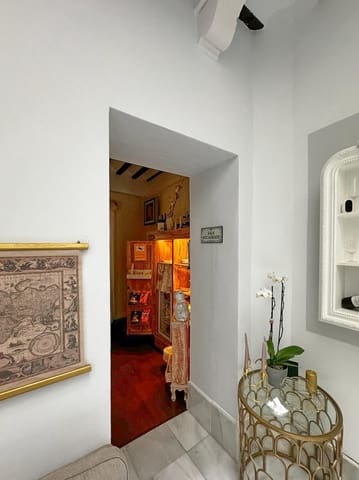 9 quarto Hotel para venda em Cádis cidade - 1 450 000 € (Ref: 8924044)