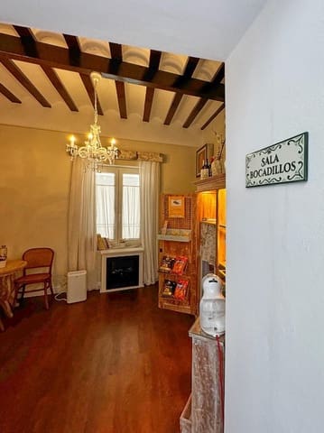 9 quarto Hotel para venda em Cádis cidade - 1 450 000 € (Ref: 8924044)