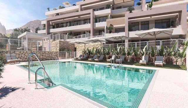 3 sypialnia Penthouse na sprzedaż w Estepona z basenem garażem - 850 000 € (Ref: 9159558)