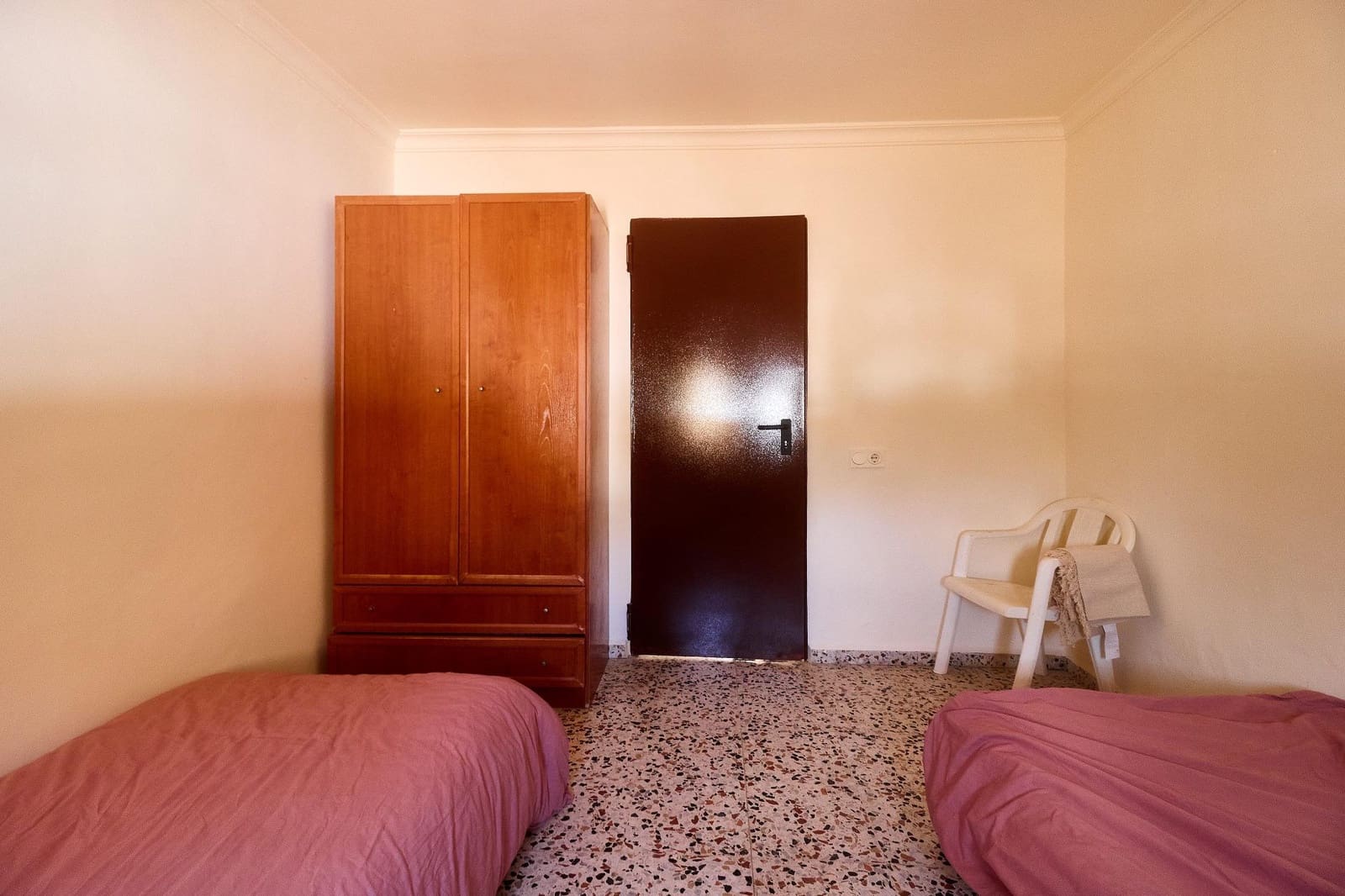 Ubebygd land til salgs i Guaro - € 695 000 (Ref: 9159575)