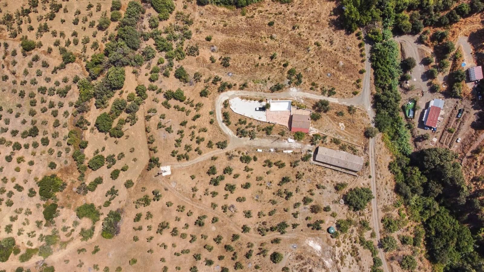 Ubebygd land til salgs i Guaro - € 695 000 (Ref: 9159575)