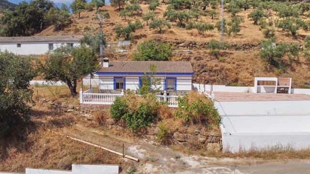 Ubebygd land til salgs i Guaro - € 695 000 (Ref: 9159575)