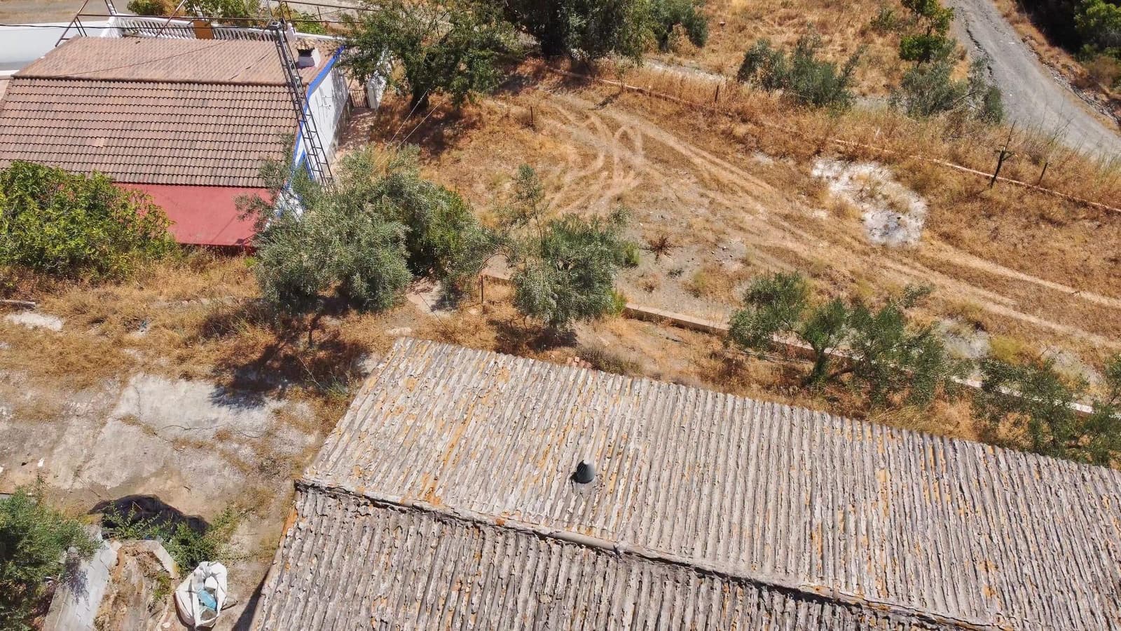 Ubebygd land til salgs i Guaro - € 695 000 (Ref: 9159575)