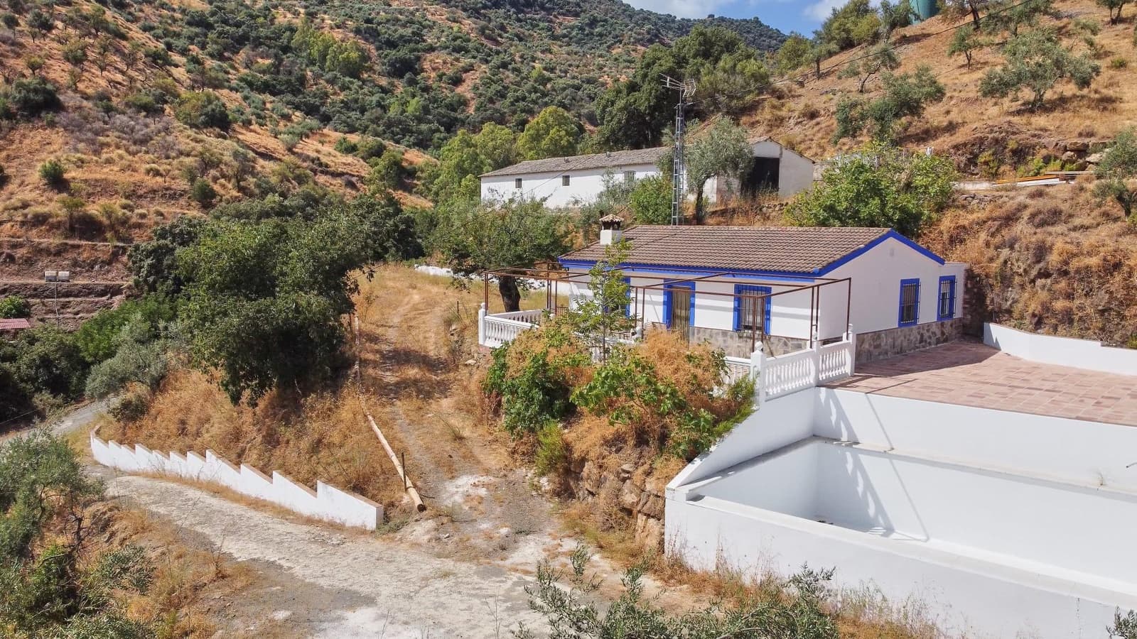 Ubebygd land til salgs i Guaro - € 695 000 (Ref: 9159575)