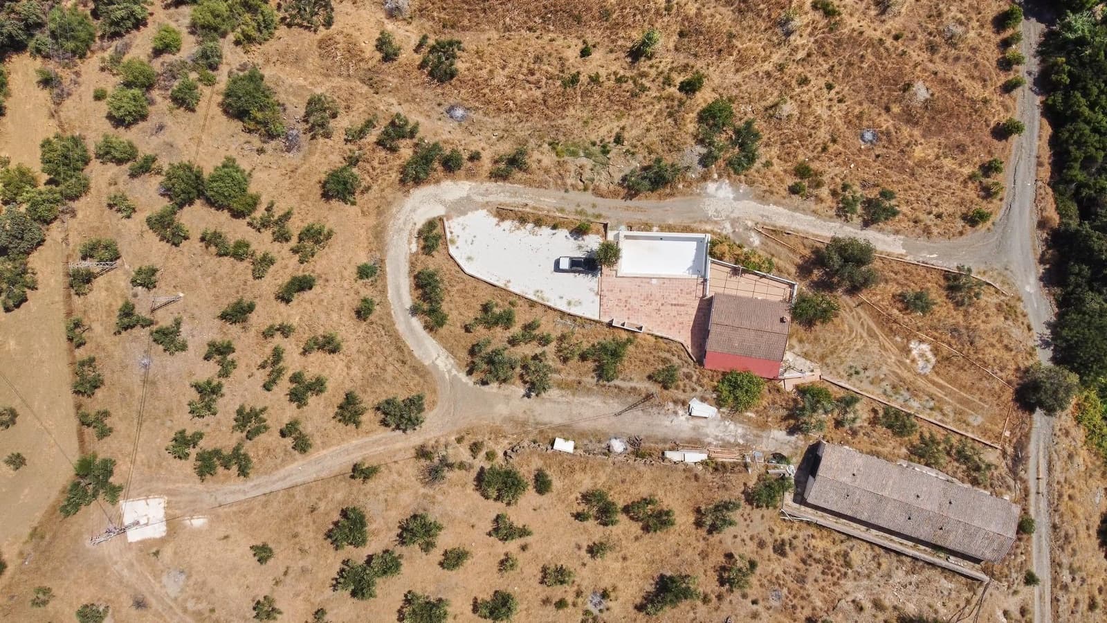 Ubebygd land til salgs i Guaro - € 695 000 (Ref: 9159575)