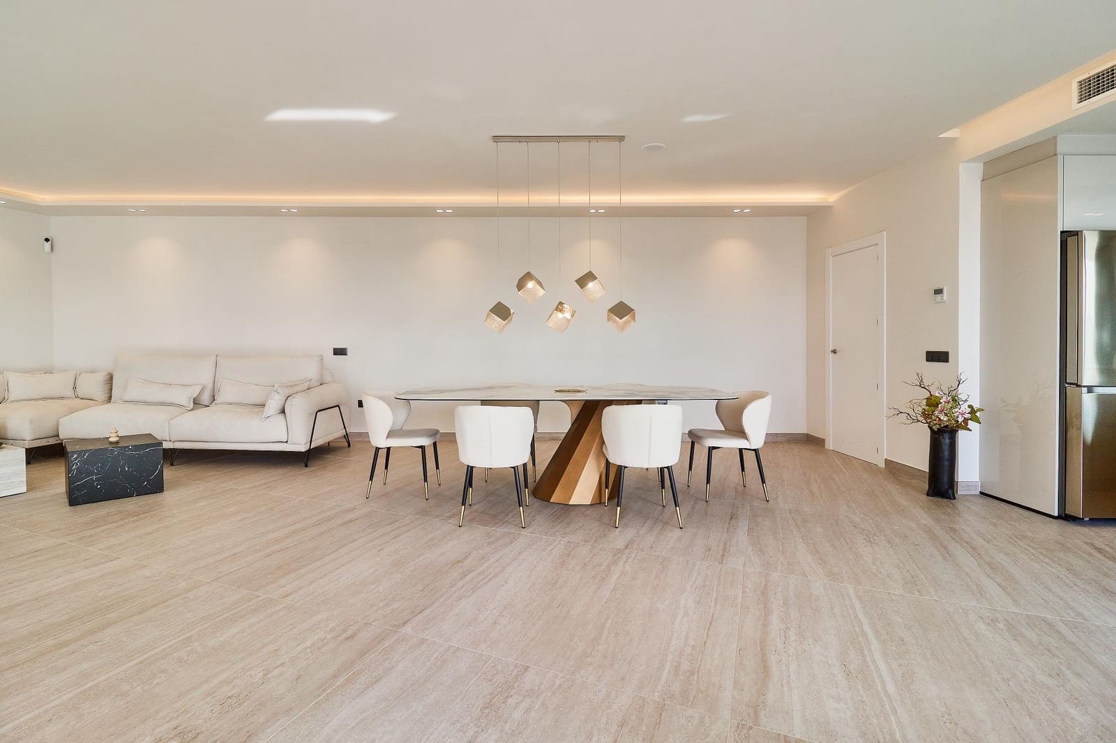 5 bedroom Villa for sale in Mijas with pool garage - € 4,114,000 (Ref: 9262684)