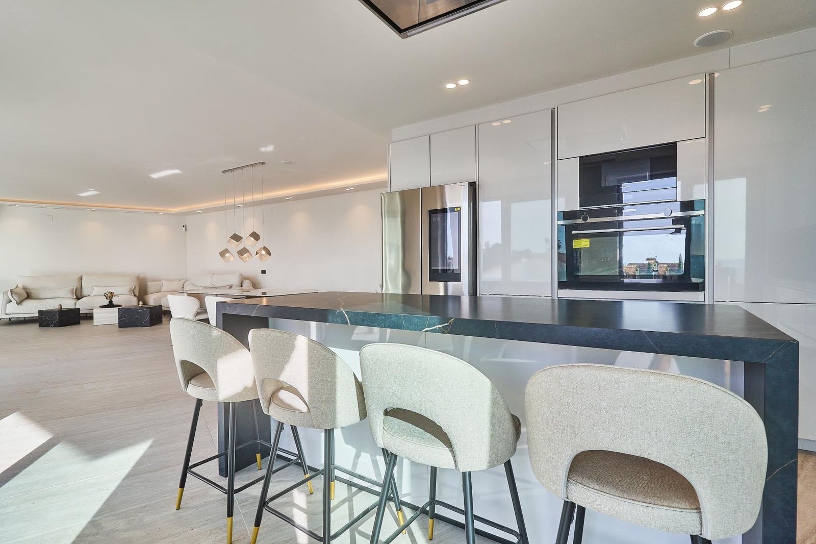 5 bedroom Villa for sale in Mijas with pool garage - € 4,114,000 (Ref: 9262684)