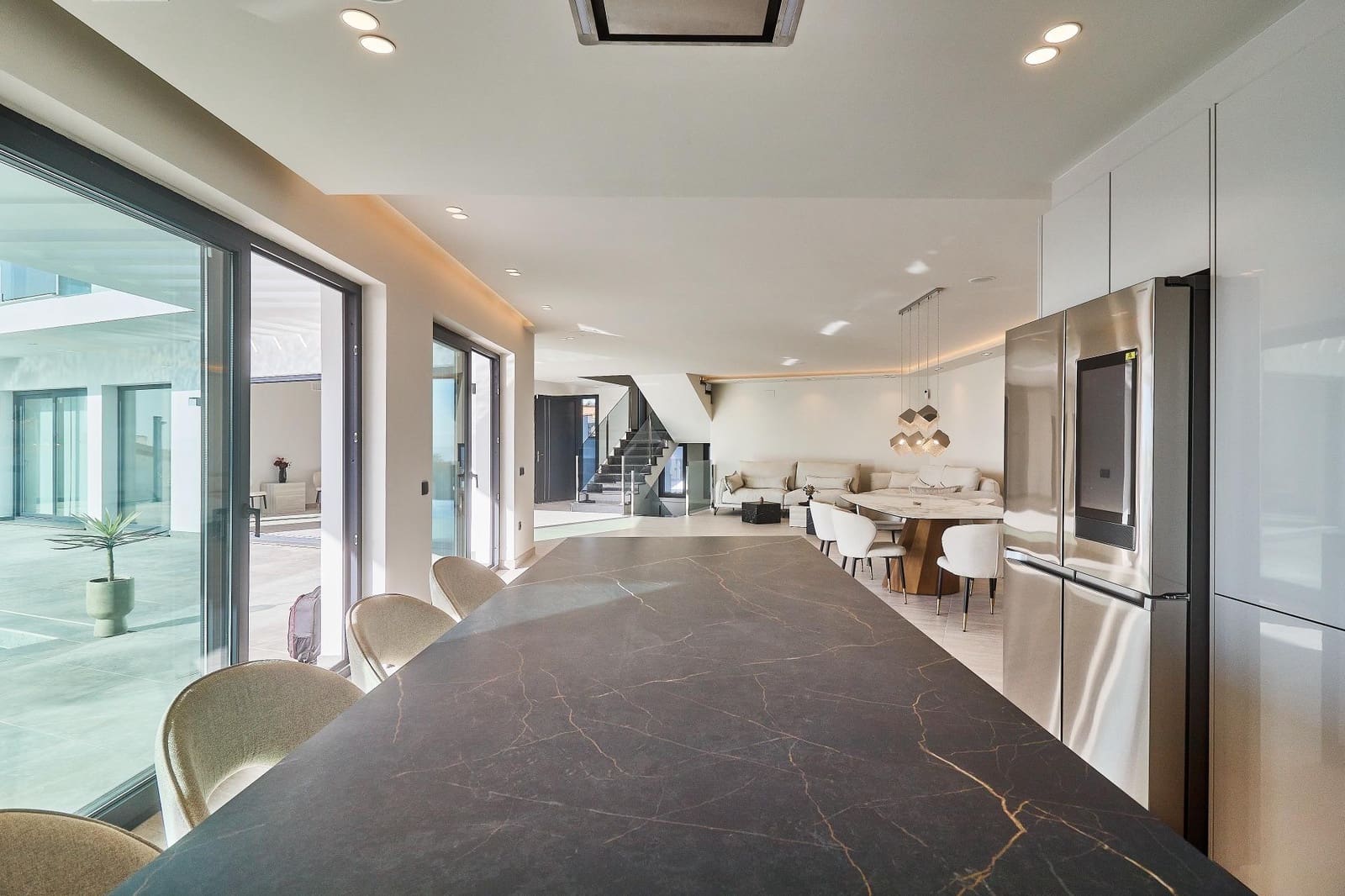 5 bedroom Villa for sale in Mijas with pool garage - € 4,114,000 (Ref: 9262684)