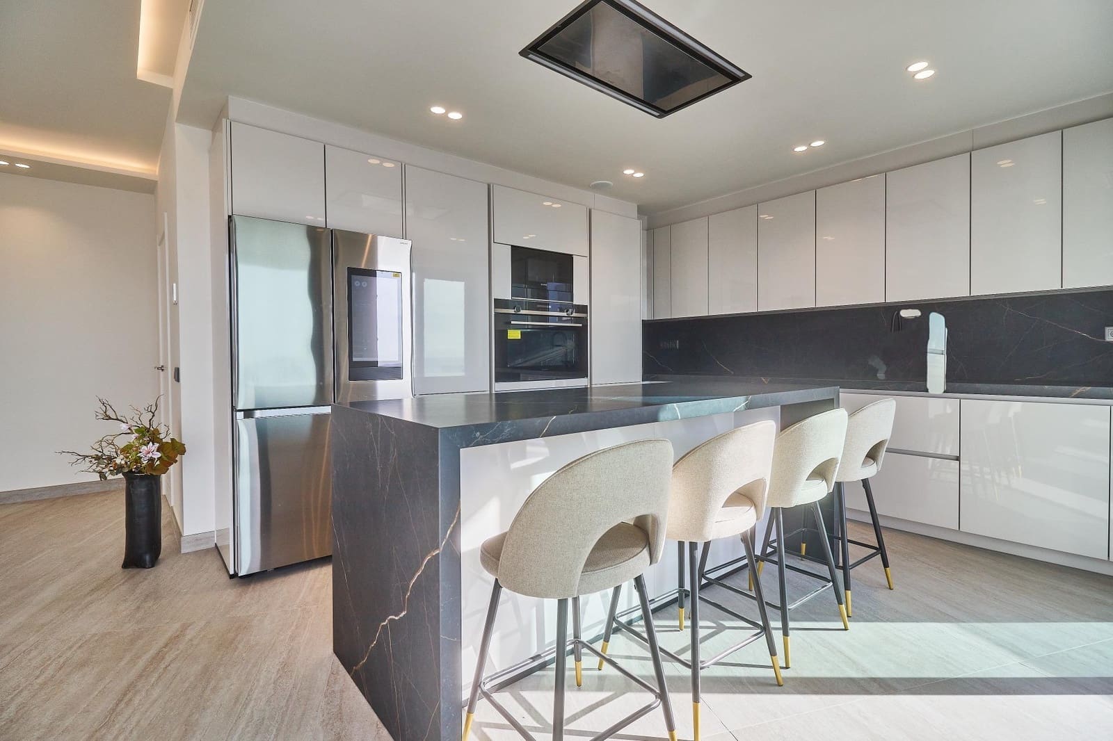 5 bedroom Villa for sale in Mijas with pool garage - € 4,114,000 (Ref: 9262684)