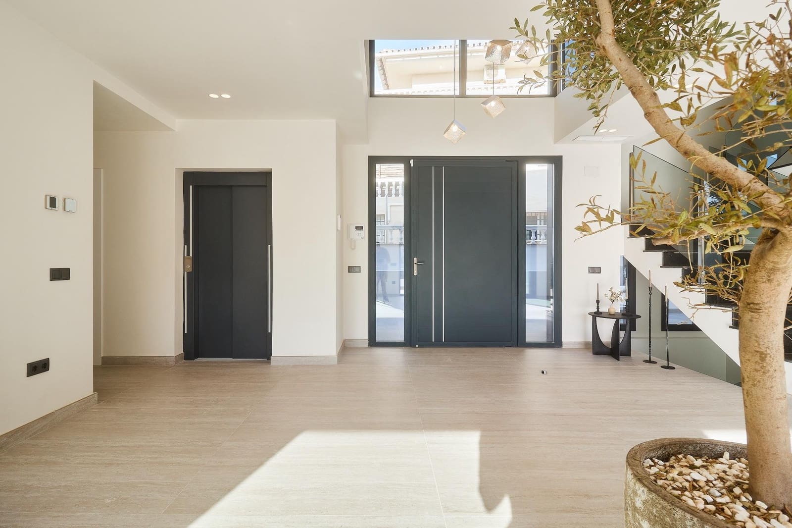 5 bedroom Villa for sale in Mijas with pool garage - € 4,114,000 (Ref: 9262684)