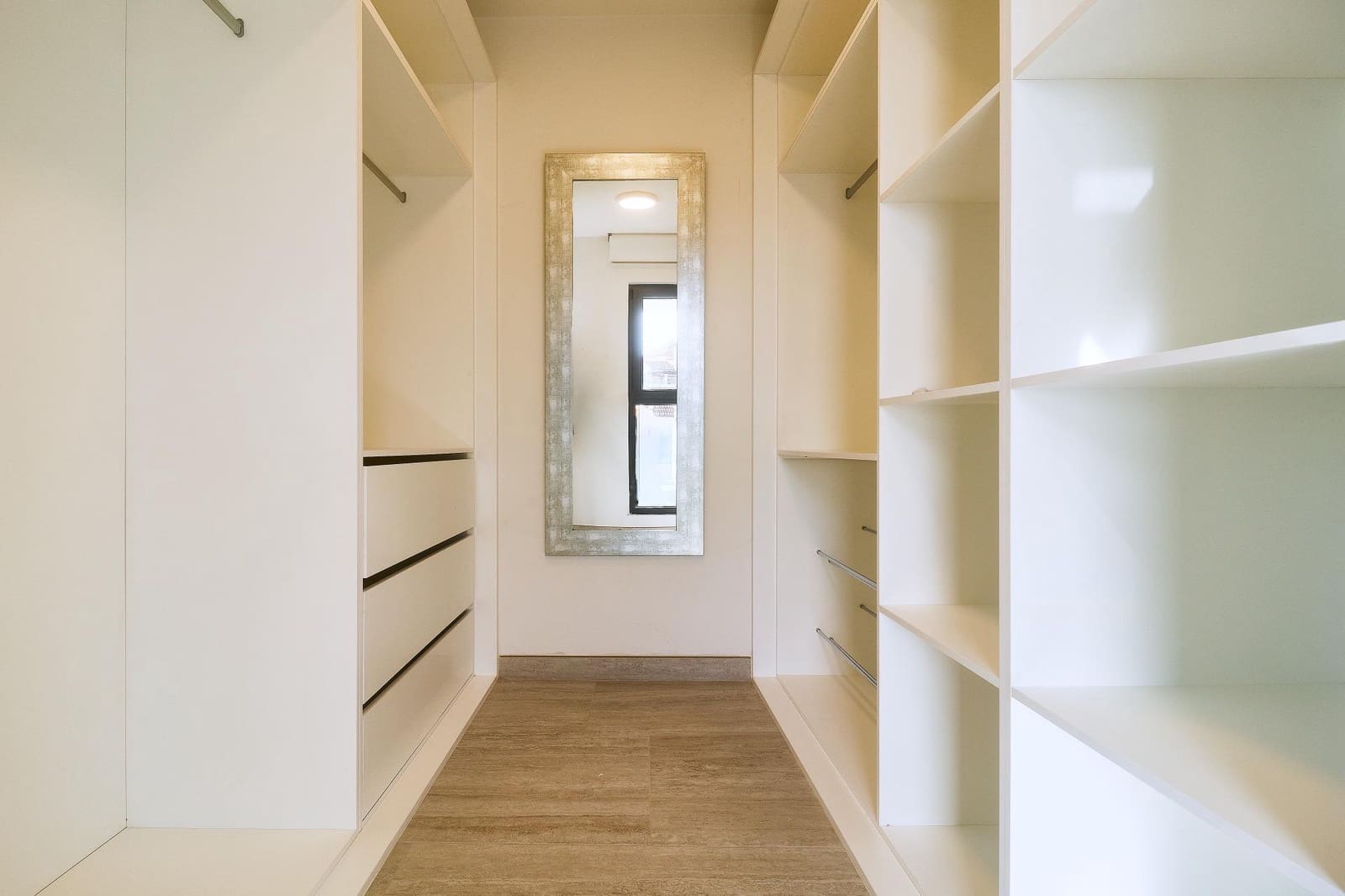 5 bedroom Villa for sale in Mijas with pool garage - € 4,114,000 (Ref: 9262684)