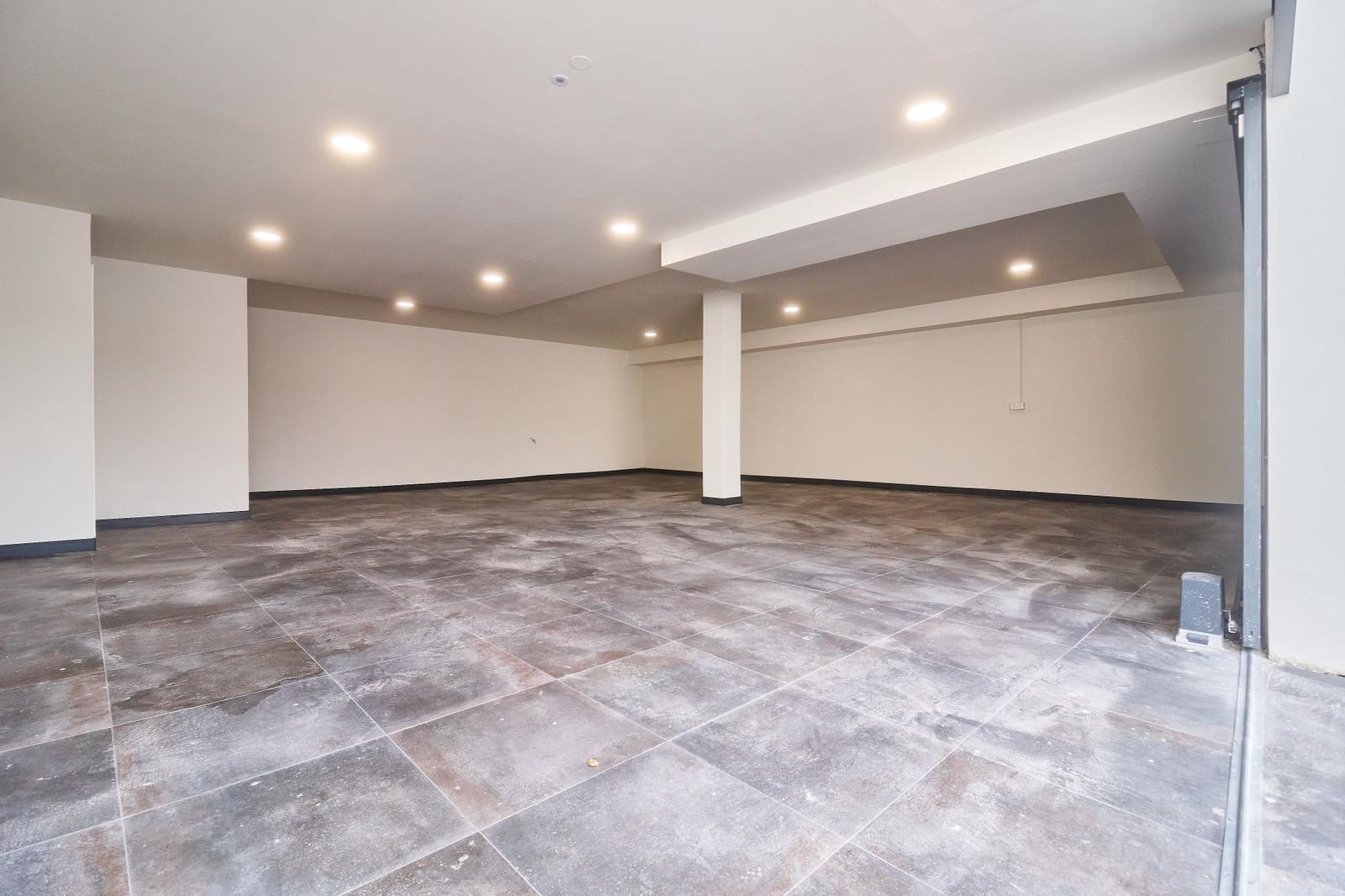 5 bedroom Villa for sale in Mijas with pool garage - € 4,114,000 (Ref: 9262684)