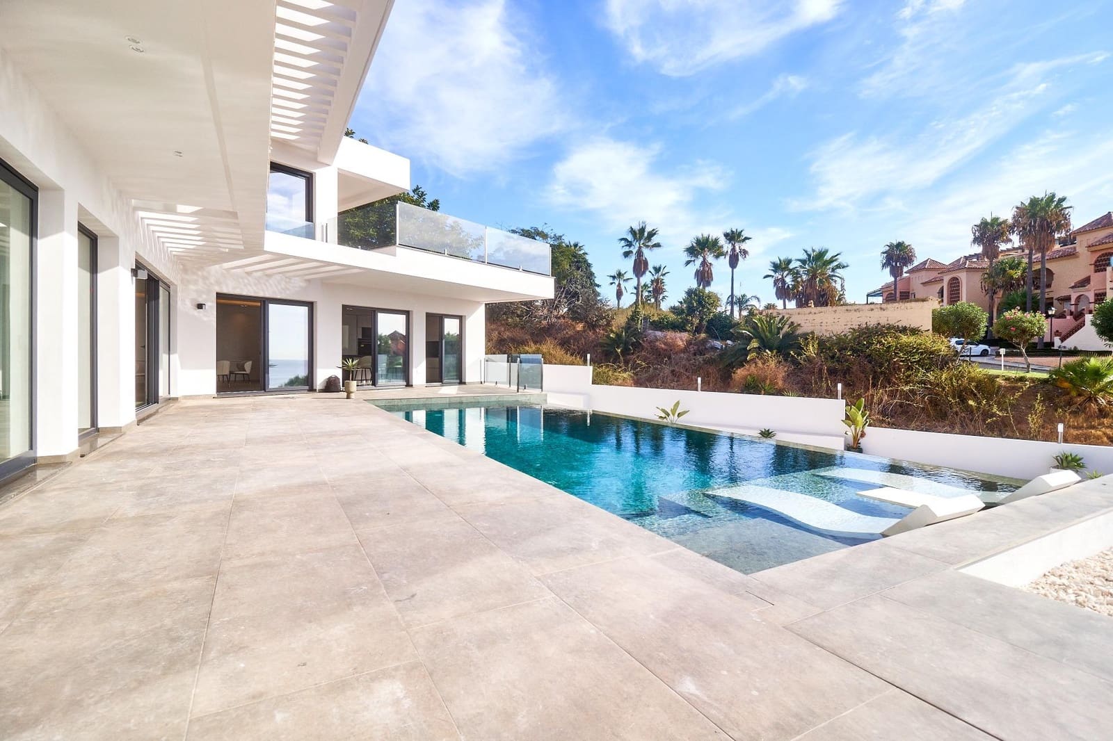 5 bedroom Villa for sale in Mijas with pool garage - € 4,114,000 (Ref: 9262684)