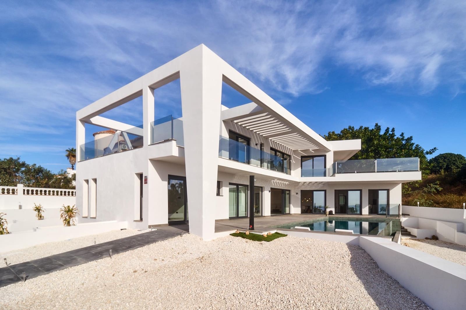 5 bedroom Villa for sale in Mijas with pool garage - € 4,114,000 (Ref: 9262684)