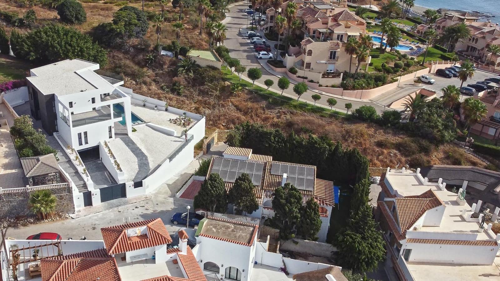 5 bedroom Villa for sale in Mijas with pool garage - € 4,114,000 (Ref: 9262684)