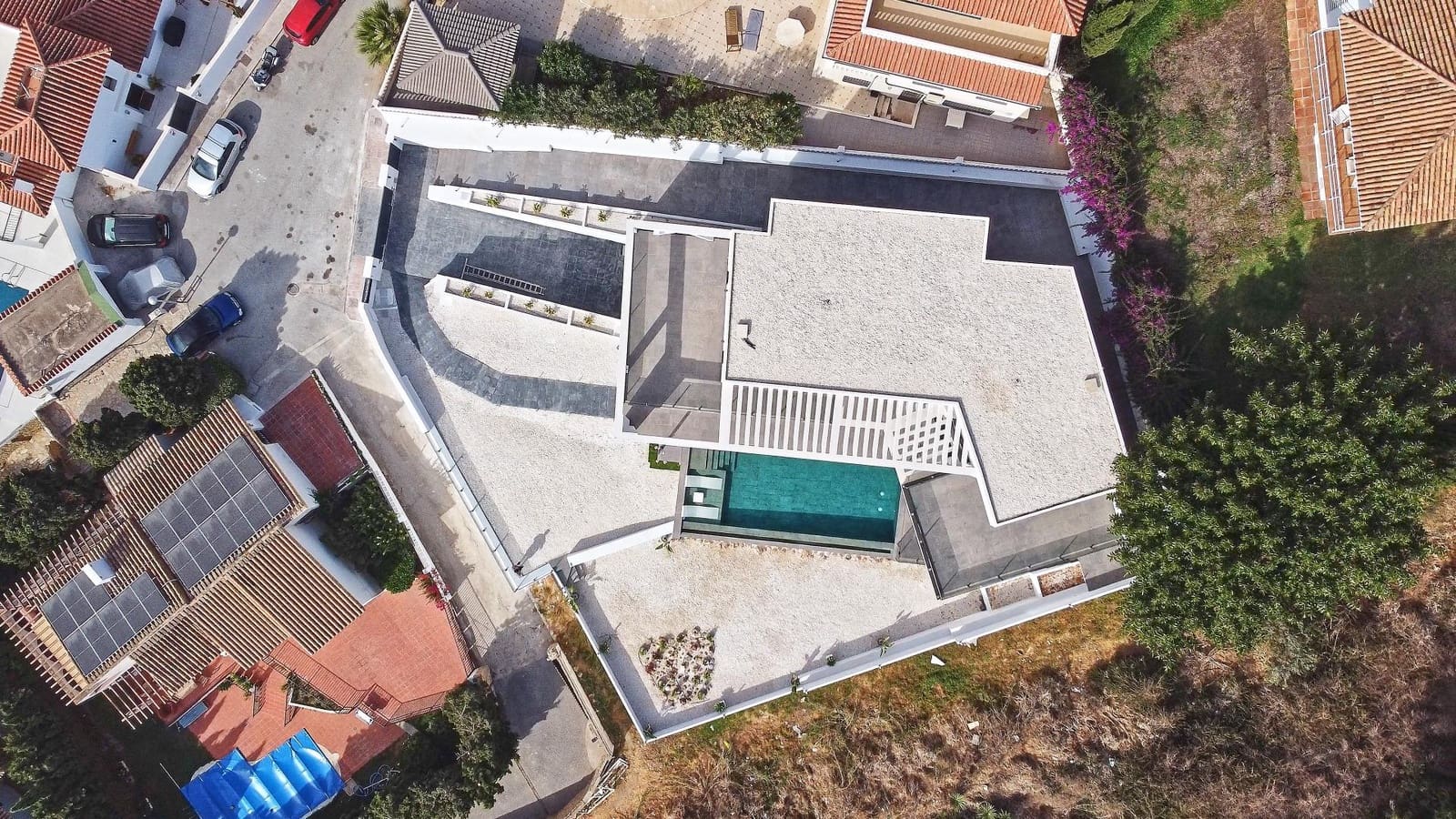 5 bedroom Villa for sale in Mijas with pool garage - € 4,114,000 (Ref: 9262684)