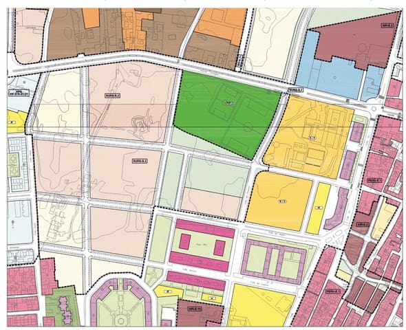 Tontti myytävänä paikassa La Línea de la Concepción - 17 000 000 € (Ref: 9262685)
