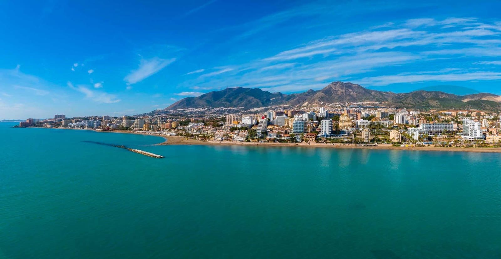 2 bedroom Penthouse for sale in Fuengirola with pool garage - € 770,000 (Ref: 9272697)