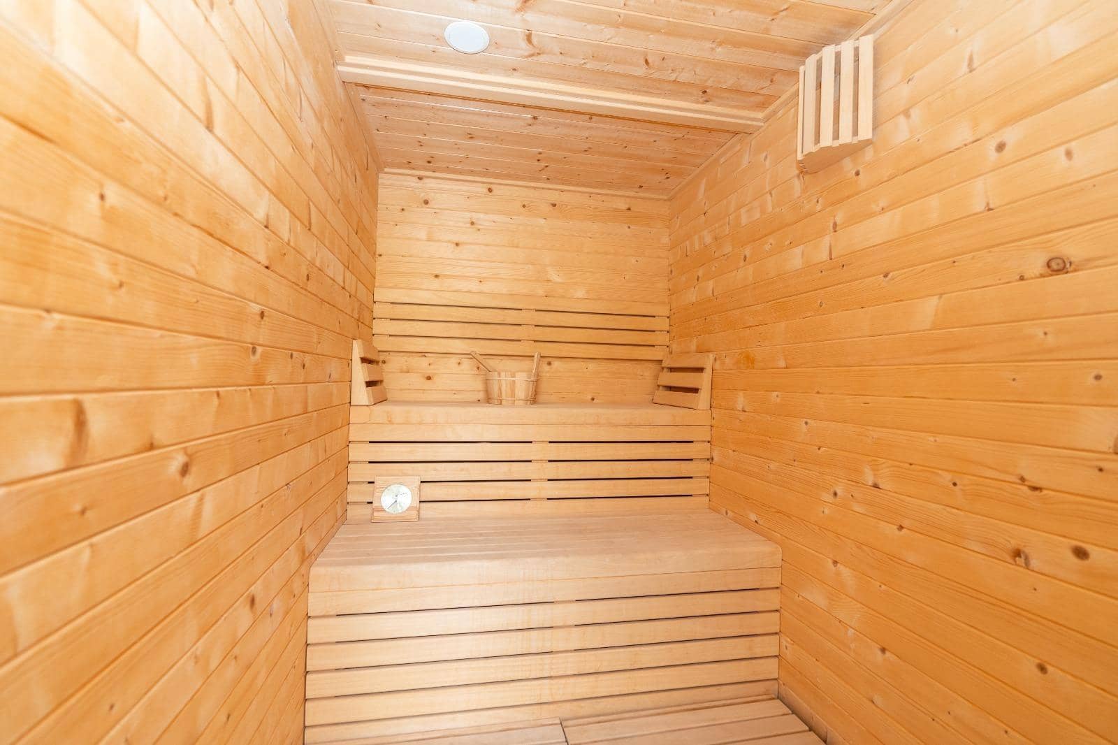 2 bedroom Apartment for sale in Fuengirola with pool garage - € 490,000 (Ref: 9272700)