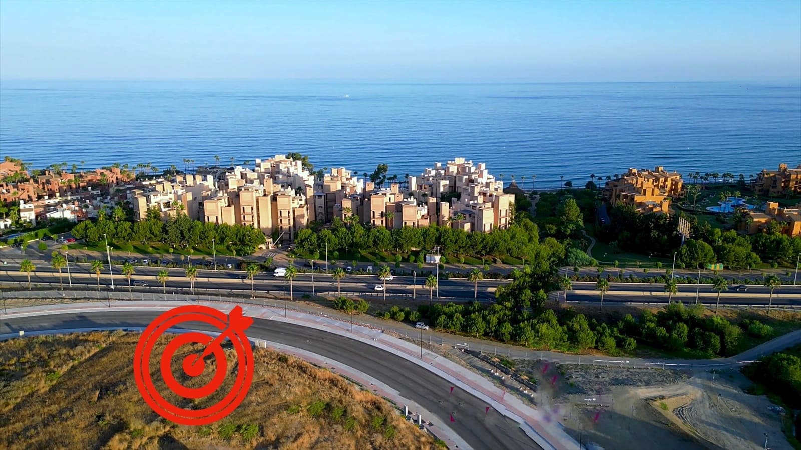 2 slaapkamer Penthouse te koop in Estepona met zwembad garage - € 609.000 (Ref: 9301102)