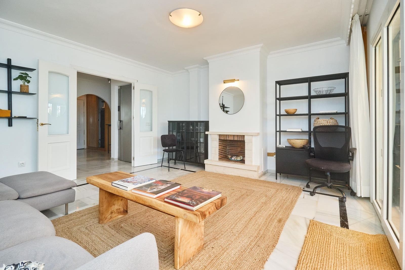 5 makuuhuone Rivitalo myytävänä paikassa Mijas mukana uima-altaan - 449 000 € (Ref: 9310977)