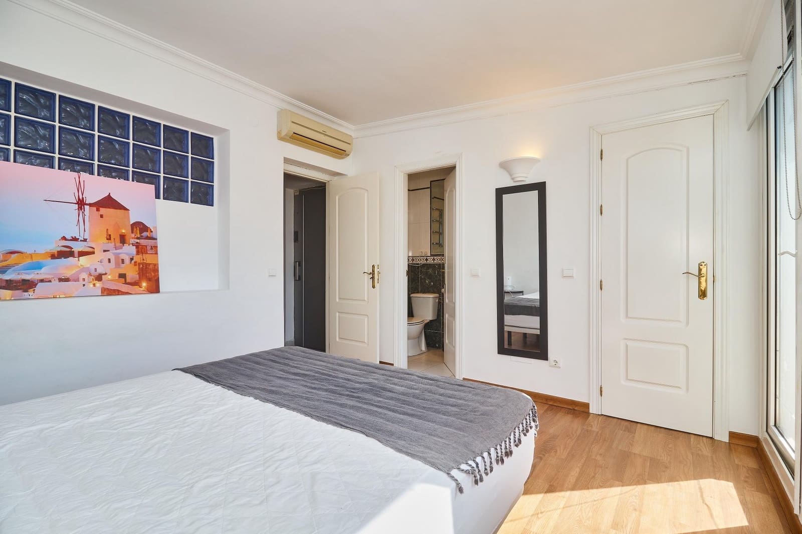 5 makuuhuone Rivitalo myytävänä paikassa Mijas mukana uima-altaan - 449 000 € (Ref: 9310977)