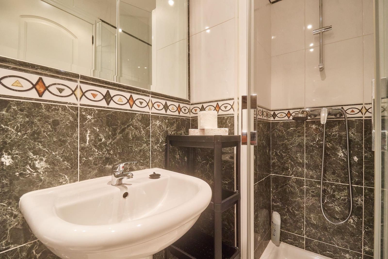 5 makuuhuone Rivitalo myytävänä paikassa Mijas mukana uima-altaan - 449 000 € (Ref: 9310977)