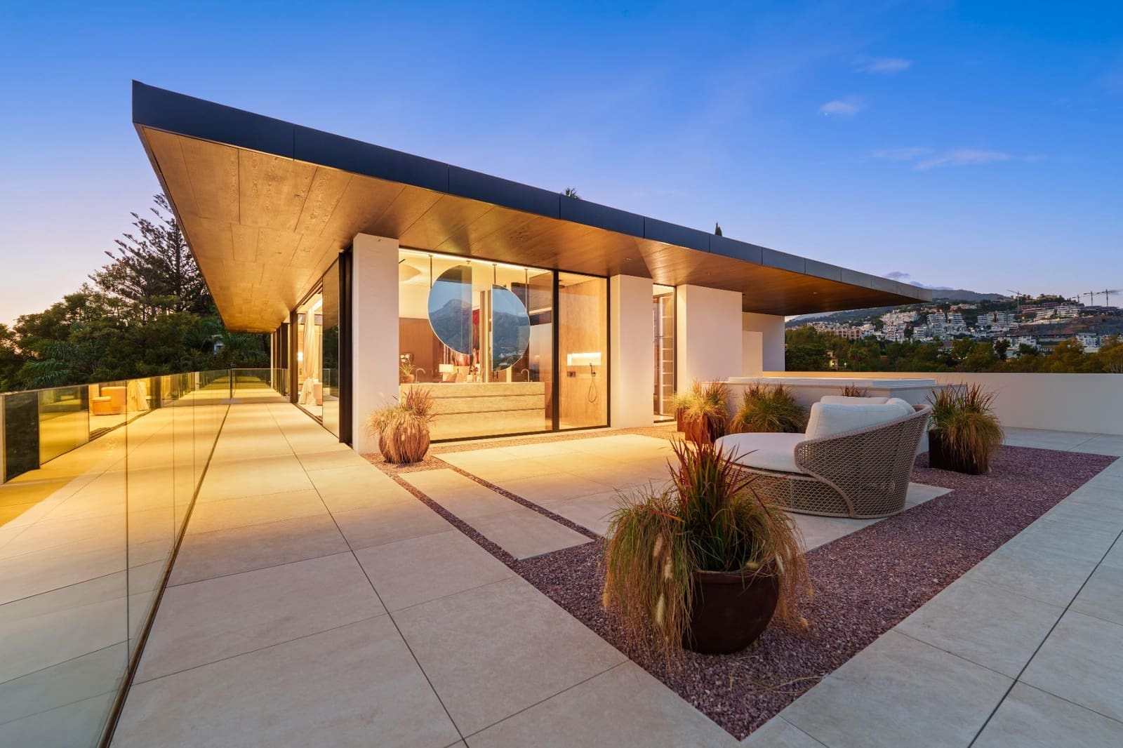 8 slaapkamer Villa te koop in La Quinta met zwembad garage - € 21.500.000 (Ref: 9344882)