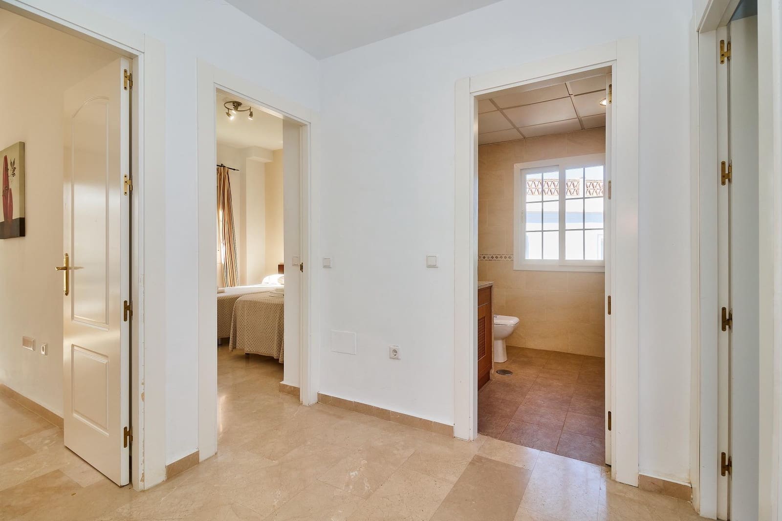 4 sypialnia Dom szeregowy na sprzedaż w Alhaurin de la Torre z basenem garażem - 599 990 € (Ref: 9344886)