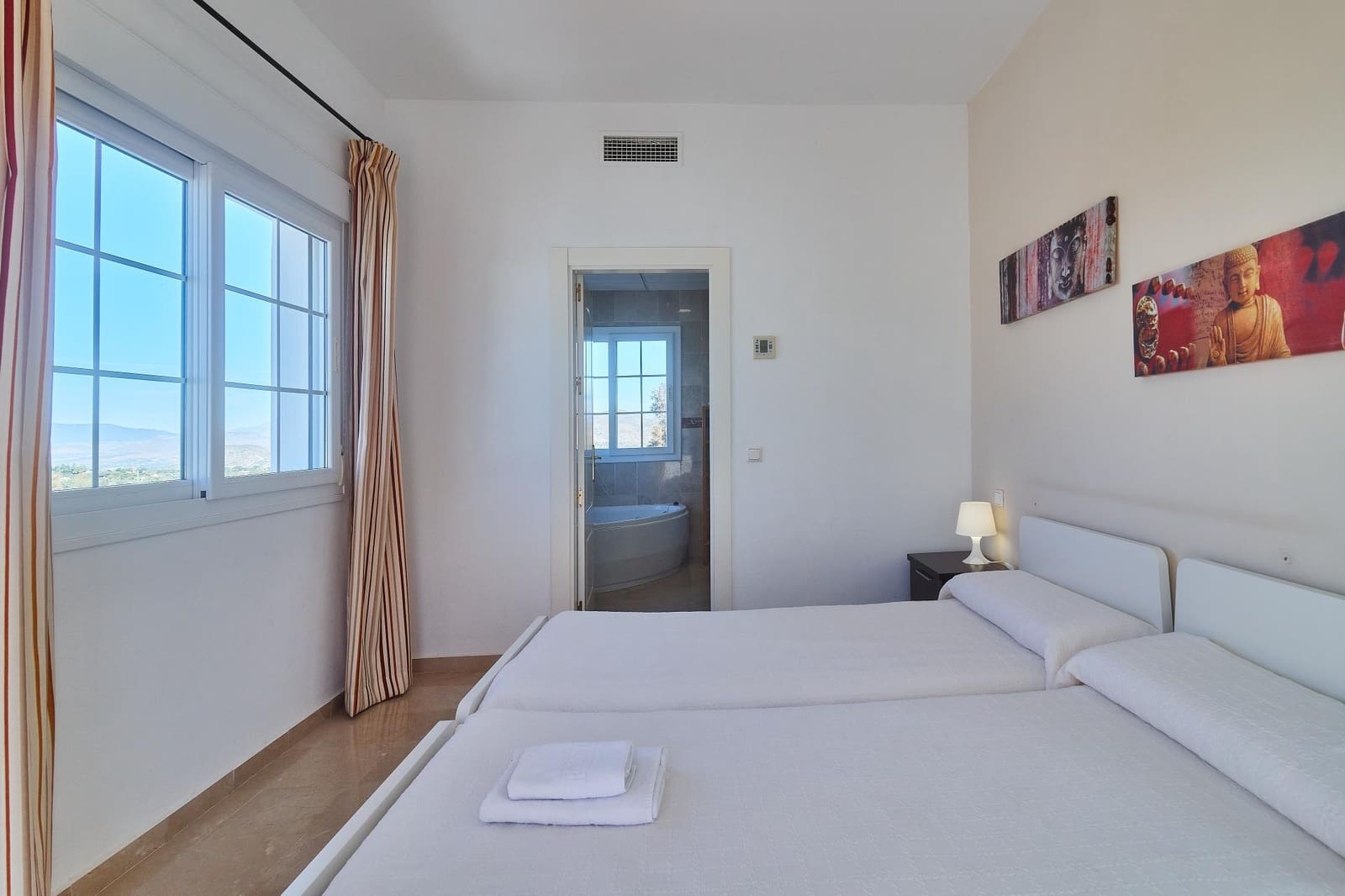 4 sypialnia Dom szeregowy na sprzedaż w Alhaurin de la Torre z basenem garażem - 599 990 € (Ref: 9344886)