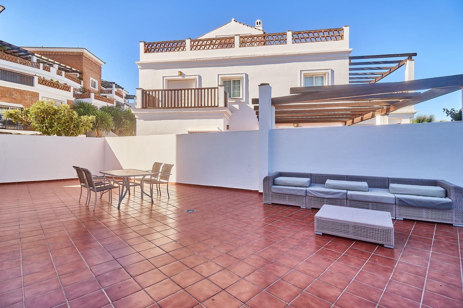 4 sypialnia Dom szeregowy na sprzedaż w Alhaurin de la Torre z basenem garażem - 599 990 € (Ref: 9344886)