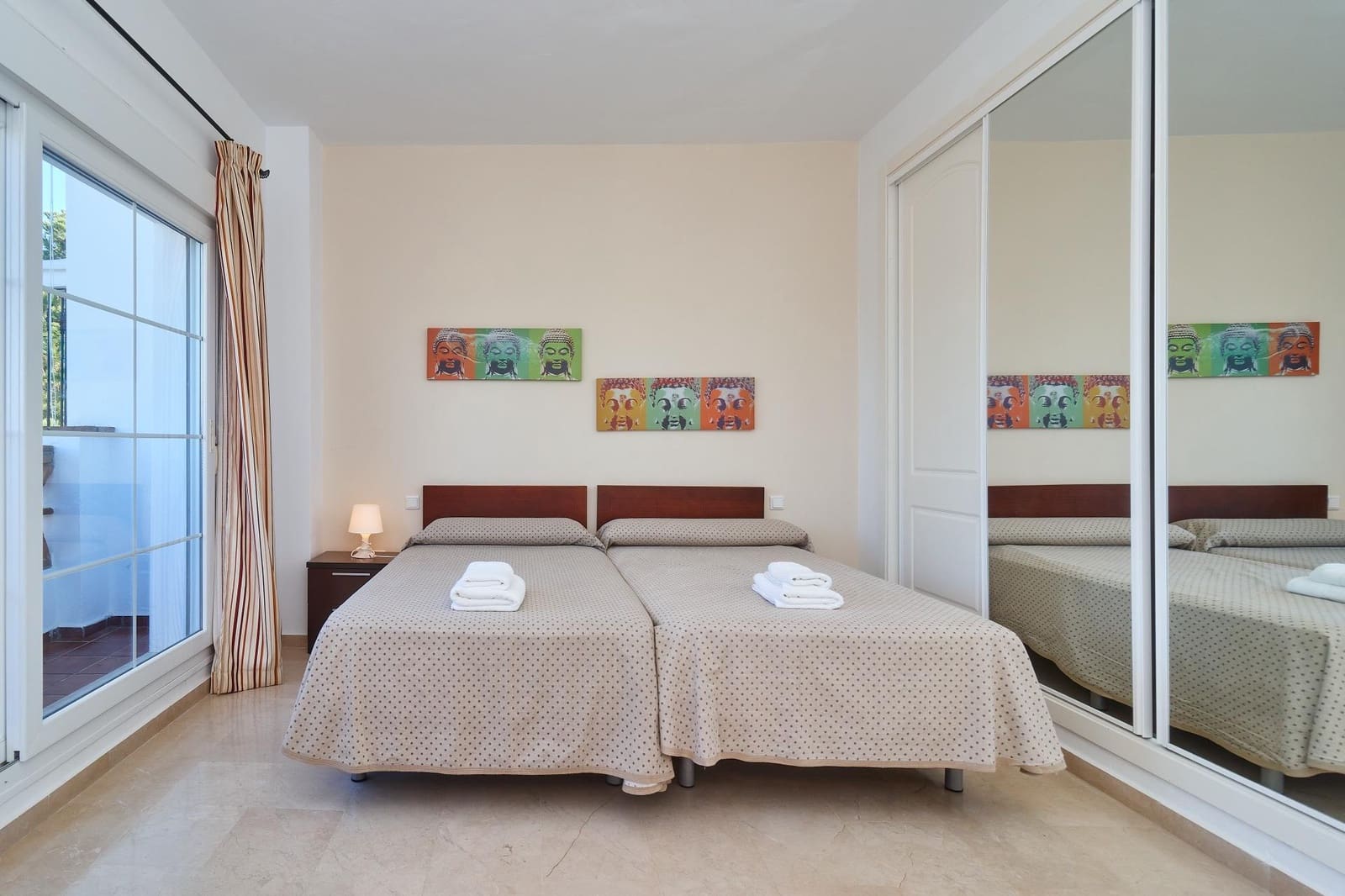 4 sypialnia Dom szeregowy na sprzedaż w Alhaurin de la Torre z basenem garażem - 599 990 € (Ref: 9344886)